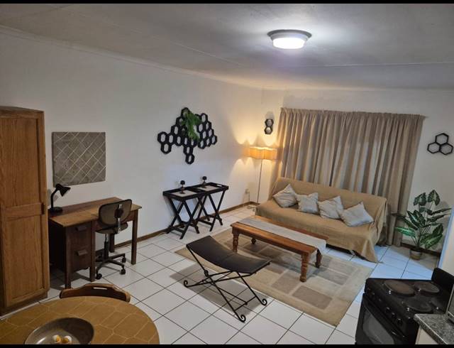 1 bed property to rent in BRIDLE PARK AH